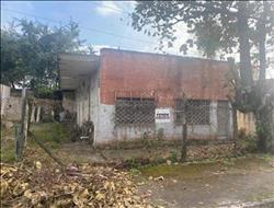 Terreno à Venda