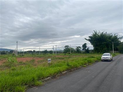 Terreno à Venda