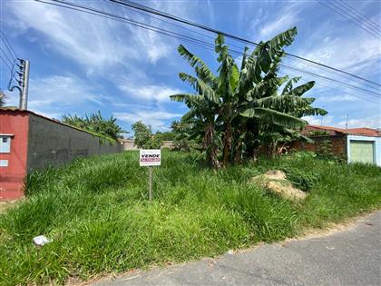 Terreno à Venda